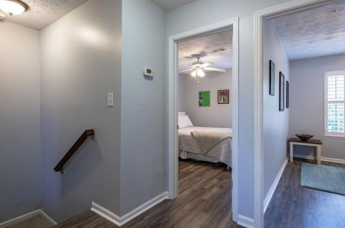 12 Market Sq Pl, Atlanta GA 30318-1428 exterior