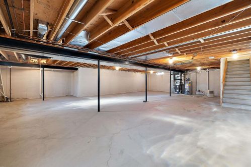 21855 Town Gate Dr, Macomb Township MI 48044-3791 exterior