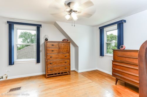 6144 Nagle Ave, Chicago IL 60634-3877 exterior