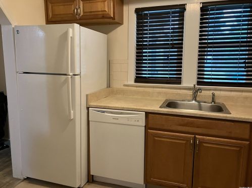 3 Altamore St, Huntington Station NY  11747-2901 exterior