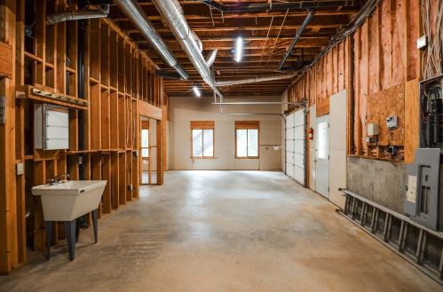 2761 Riverfront Dr, Lithonia GA 30039-8523 exterior