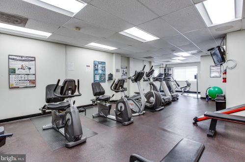 3701 Connecticut Ave, Washington DC  20008-4553 exterior