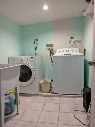 2451 Monticello Ave, Chicago IL 60618-6617 exterior