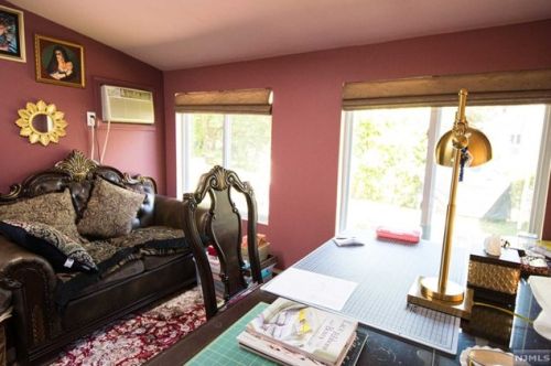 883 Garrison Ave, Teaneck NJ  07666-2569 exterior