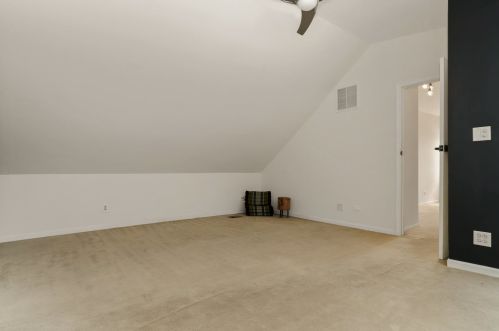 1817 Honore St, Chicago IL 60657-2007 exterior