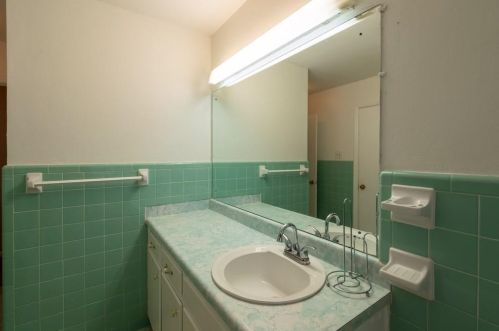 3687 Calmer Cir, Atlanta GA 30344-6011 exterior