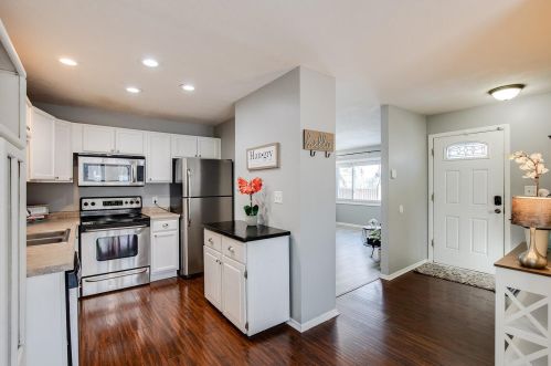 1522 Aspen Dr, Saint Paul MN 55122-1305 exterior