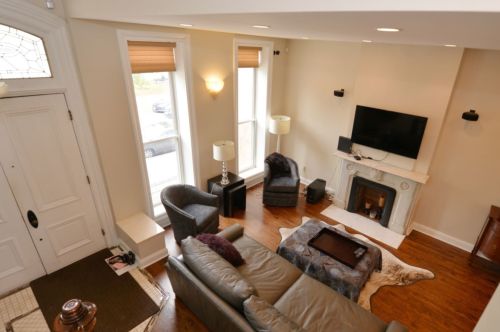 617 Dickens Ave, Chicago IL  60614-4401 exterior