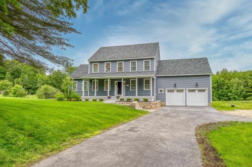 362 Grant Rd, Newmarket NH 03857-2108 exterior