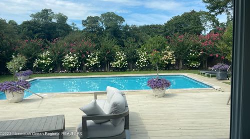 24 Woodland Dr, West Long Branch NJ  07764-1722 exterior