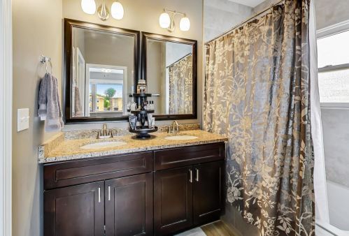 4135 Melvina Ave, Chicago IL 60638-3512 exterior