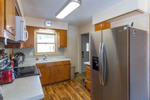 1607 Conan St, Ely MN 55731-1237 exterior