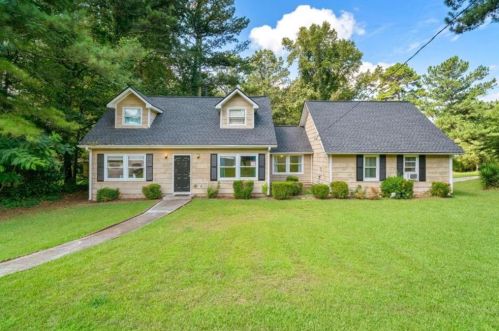 3301 Corktree Trl, Lithonia, GA 30038-2618