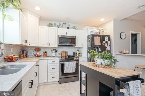 1321 Berks St, Philadelphia PA  19125-2813 exterior