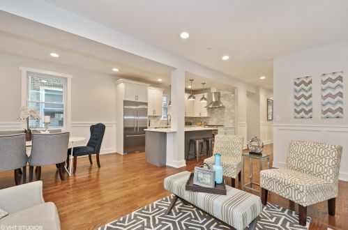 2317 Addison St, Chicago IL 60618-6042 exterior