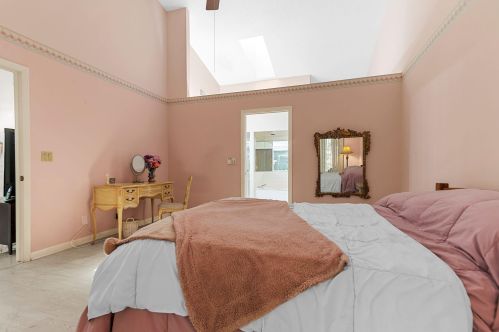 7279 Le Chalet Blvd, Boynton Beach FL 33472-5035 exterior