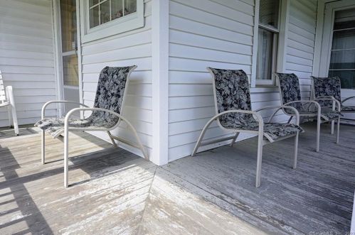 547 Riverside Ave, Torrington CT 06790-4841 exterior