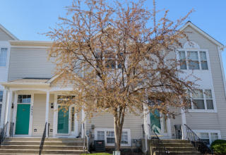 2933 Shelly Ln, Aurora IL  60504-5892 exterior