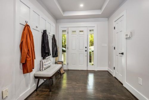 2933 Margaret Mitchell Ct, Atlanta GA 30327-1614 exterior