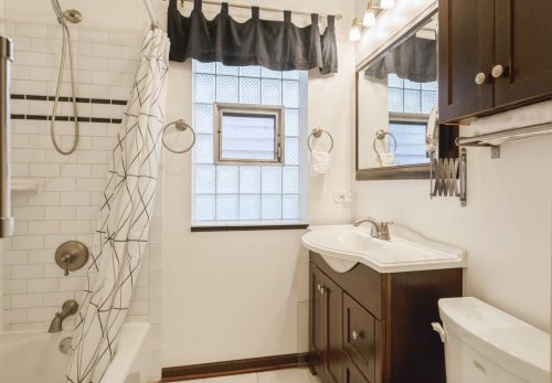 4847 Dakin St, Chicago IL 60641-2717 exterior