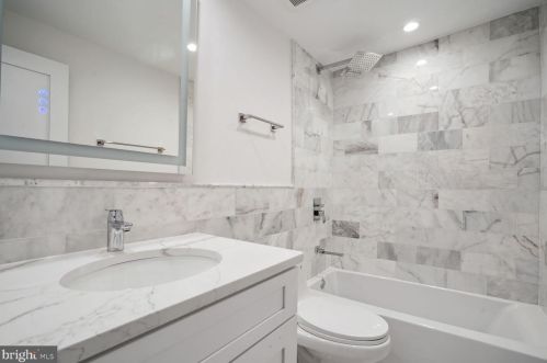 3912 New Hampshire Ave, Washington DC  20011-7917 exterior