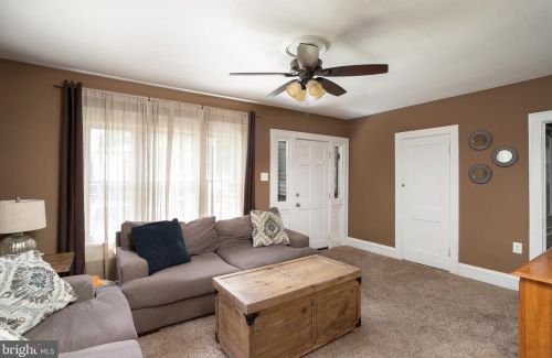 1828 Exton Ave, Trenton NJ 08610-3323 exterior