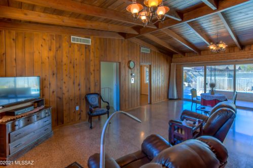 201 Irving Ave, Tucson AZ 85711-6239 exterior