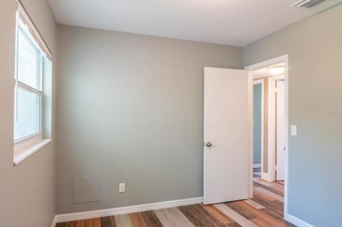 5602 Gateway Dr, Tampa FL  33615-4123 exterior