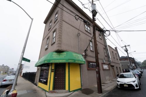 331 Straight St, Paterson NJ  07501-1928 exterior