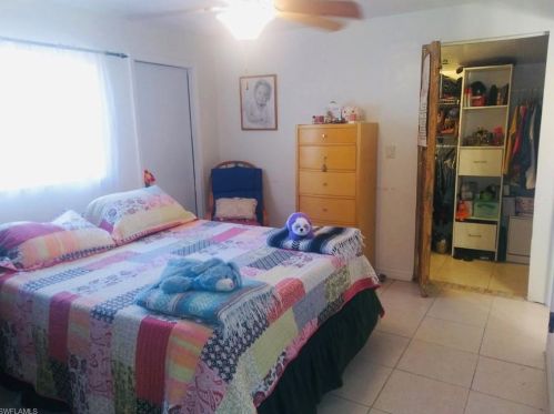 2212 46 Ter, Naples FL 34116-5840 exterior