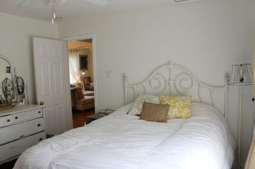 1208 Cedar Ave, Austin TX 78702-1425 exterior