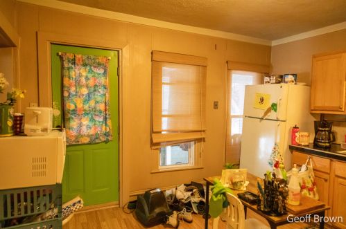 759 Jackson St, Grand Rapids MI 49504-5680 exterior