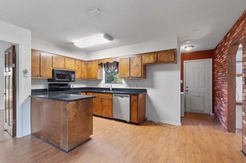 46 Kemper Ln, Defuniak Springs FL 32433-6931 exterior