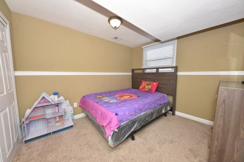 8885 70, Milwaukee WI 53223-2113 exterior