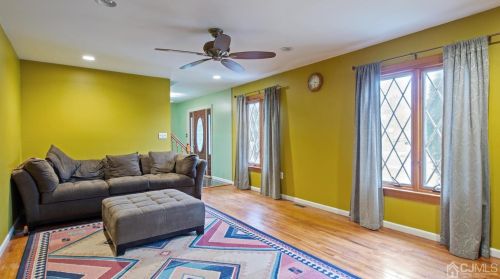 5 Boxwood Rd, Piscataway NJ 08854-5942 exterior