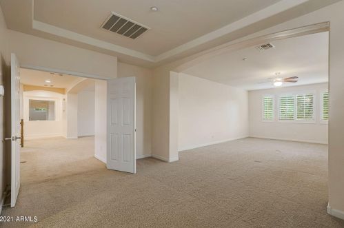 25422 50 Dr, Phoenix AZ 85031-1324 exterior