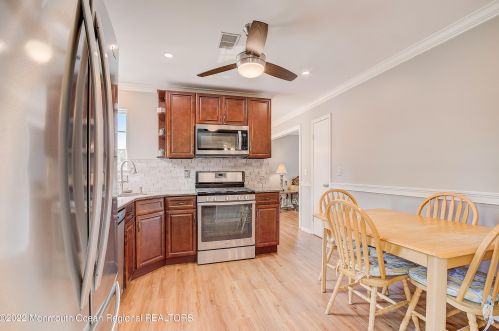 5 Hummingbird Way, Jackson Twp NJ exterior