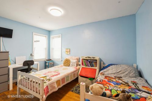 6236 Melvina Ave, Chicago IL 60638-4308 exterior