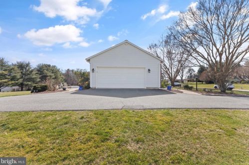 2317 Aquilas Delight, Fallston MD 21047-1032 exterior