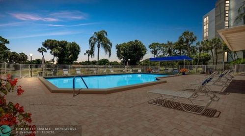 6530 Boca Del Mar Dr, Boca Raton FL 33433-5732 exterior