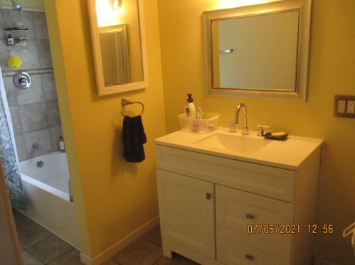 4319 87th St, Milwaukee WI  53222-1799 exterior