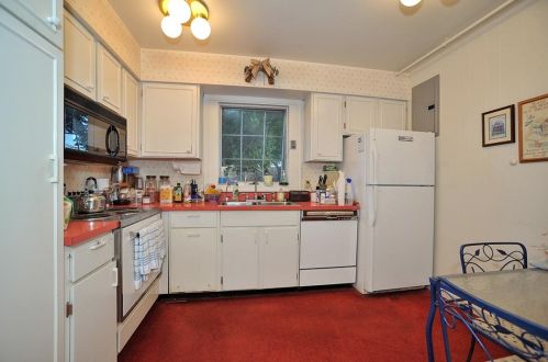 174 Jamestown Dr, Pittsburgh PA 15216-1021 exterior