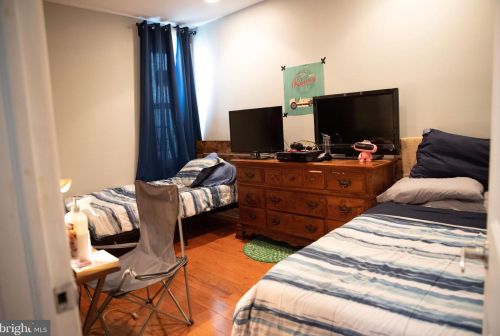 1620 29 St, Philadelphia PA 19132-3027 exterior