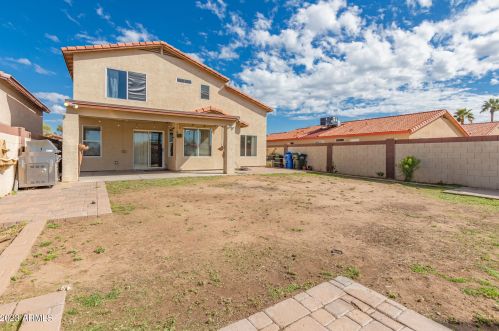 4545 67th Ave, Phoenix AZ  85033-1660 exterior