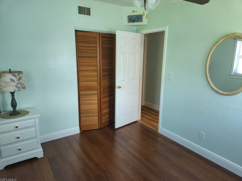 2200 Estey Ave, Naples FL 34104-4247 exterior