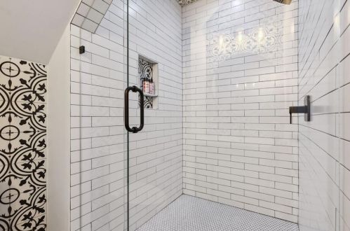 560 Morgan St, Atlanta GA 30308-2821 exterior