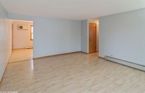 2708 72nd Ct, Chicago, IL 60707-1501