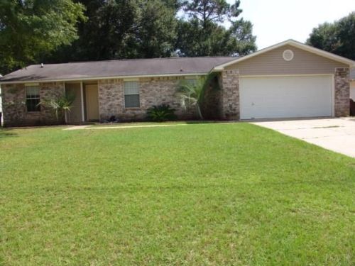 5563 Chantilly Cir, Milton, FL 32583-1689