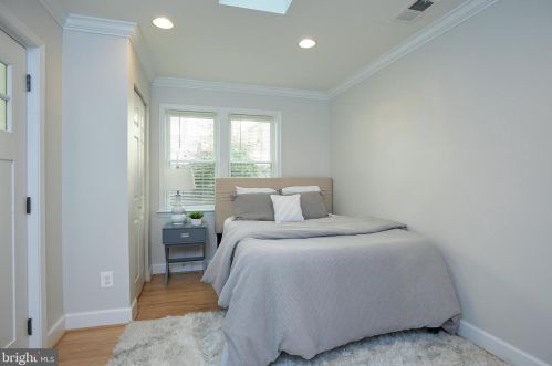 711 Colby Ave, Silver Spring MD  20912-5440 exterior