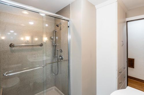 6619 Bancroft Ave, Saint Louis MO 63109-1204 exterior